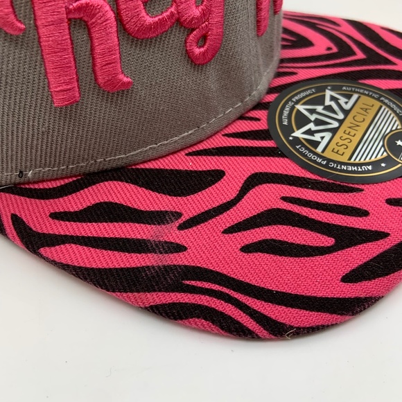 Essencial Key West Florida Conch Republic Embroidered Snapback Hat Gray/Pink - Picture 4 of 16